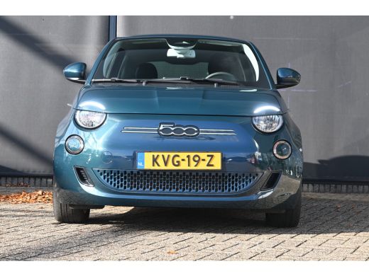 Fiat 500e Icon 42kWh 97,65%SOH! | Navi by App | Achteruitrijcamera | Stoelverwarming | DAB | Cruise Control... ActivLease financial lease
