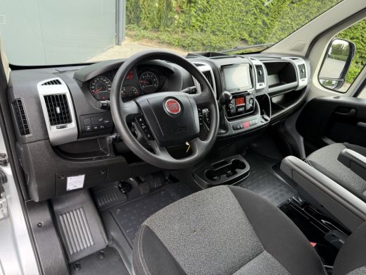 Fiat Ducato 2.3 MultiJet 161 PK AUTOMAAT / L2H2 / DHOLLANDIA LAADKLEP / AFNEEMBARE 3 TONS TREKHAAK / CAMERA /... ActivLease financial lease