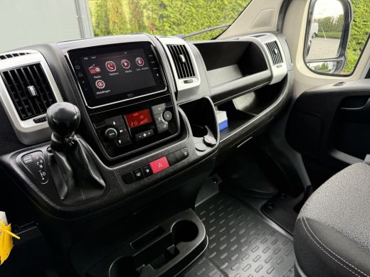 Fiat Ducato 2.3 MultiJet 161 PK AUTOMAAT / L2H2 / DHOLLANDIA LAADKLEP / AFNEEMBARE 3 TONS TREKHAAK / CAMERA /... ActivLease financial lease