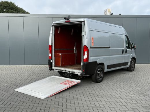 Fiat Ducato 2.3 MultiJet 161 PK AUTOMAAT / L2H2 / DHOLLANDIA LAADKLEP / AFNEEMBARE 3 TONS TREKHAAK / CAMERA /... ActivLease financial lease