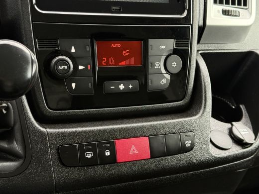 Fiat Ducato 2.3 MultiJet 161 PK AUTOMAAT / L2H2 / DHOLLANDIA LAADKLEP / AFNEEMBARE 3 TONS TREKHAAK / CAMERA /... ActivLease financial lease