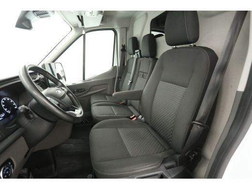 Ford E-Transit 68 kWh L3H2 | Snelladen | SOH 95% | Clima | Camera | Cruise | 3 Zits | 2xSchuifdeur | Carplay | P... ActivLease financial lease
