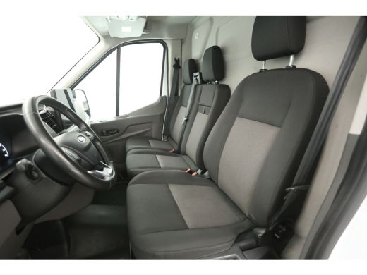 Ford E-Transit 68 kWh L3H3 | Snelladen | SOH 96% | Clima | Camera | 3 Zits | Cruise | Carplay | Parkeersens. ActivLease financial lease