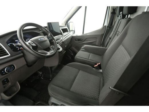 Ford E-Transit 75 kWh L3H3 | Snelladen | Clima | Camera | Carplay | Cruise | 3 Zits | Parkeersens. ActivLease financial lease