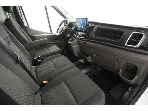 Ford E-Transit 75 kWh L3H3 | Snelladen | Clima | Camera | Carplay | Cruise | 3 Zits | Parkeersens. ActivLease financial lease