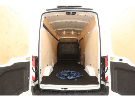 Ford E-Transit 75 kWh L3H3 | Snelladen | Clima | Camera | Carplay | Cruise | 3 Zits | Parkeersens. ActivLease financial lease