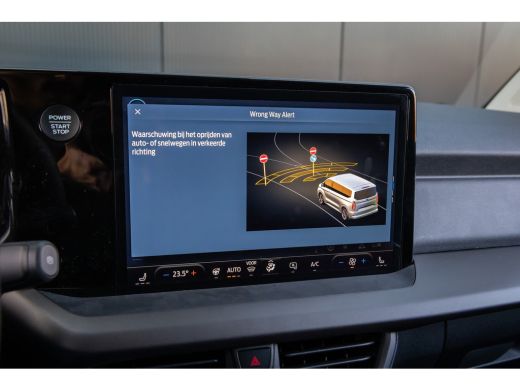 Ford E-Transit Courier E-Transit Courier Limited 44kWh Achteruitrijcamera | Snel rijden | Apple Carplay en Android auto | ActivLease financial lease