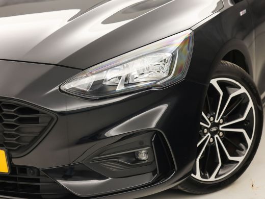 Ford Focus 1.0 EcoBoost Hybrid ST Line X 125Pk (APPLE CARPLAY, GROOT NAVI, STUUR/STOELVERWARMING, SPORTSTOEL... ActivLease financial lease