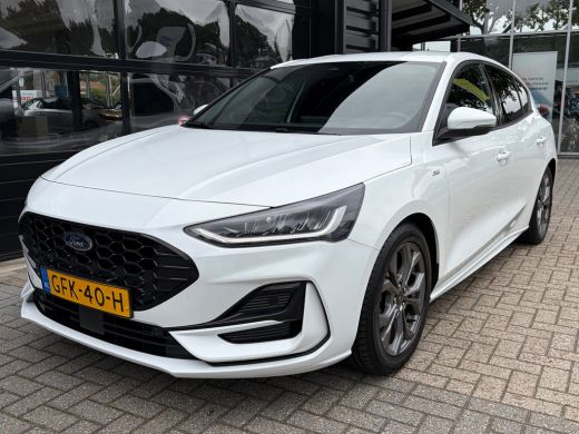 Ford Focus 1.0 Hybrid 125 PK ST Line | NAVIGATIE + APPLE CARPLAY/ANDROID AUTO| PARKEERSENSOREN V+A| FULL LED... ActivLease financial lease