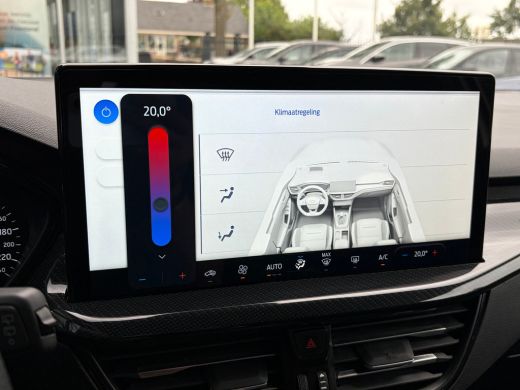 Ford Focus 1.0 Hybrid 125 PK ST Line | NAVIGATIE + APPLE CARPLAY/ANDROID AUTO| PARKEERSENSOREN V+A| FULL LED... ActivLease financial lease