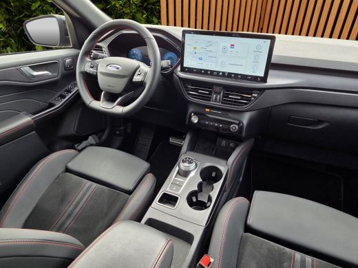 Ford Kuga 2.5 PHEV ST-Line X B&O | AGR | Panorama dak | Wegklapbare trekhaak | Matrix LED | Carplay | Adapt... ActivLease financial lease