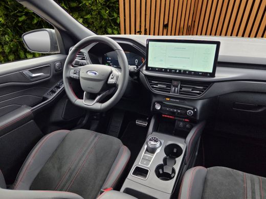 Ford Kuga 2.5 PHEV ST-Line X Stoel- stuurverw. | 360 camera | Wegklapbare trekh. | Carplay | Pano | Adaptie... ActivLease financial lease