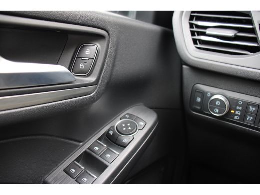 Ford Kuga 2.5 PHEV Titanium | NL-AUTO! | 1E EIGENAAR! | CAMERA | WINTERPACK | CRUISE | LANE ASSIST | PARK S... ActivLease financial lease