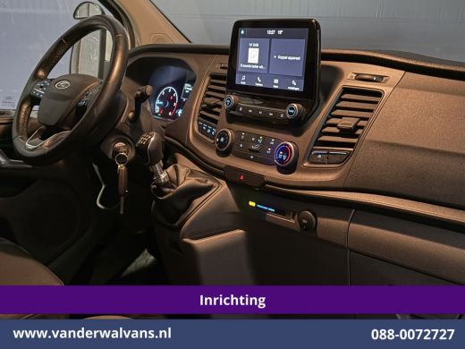 Ford Transit Custom 2.0 TDCI 130pk L2H1 inrichting Euro6 Airco | Camera | LED | 2800kg Trekhaak | Omvormer | Apple Ca... ActivLease financial lease