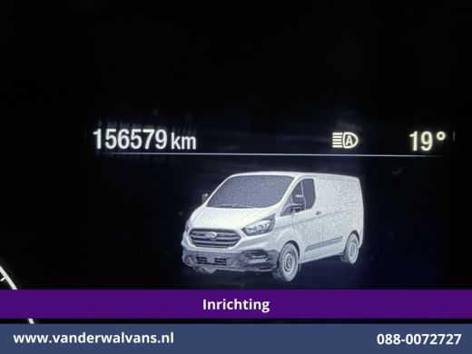 Ford Transit Custom 2.0 TDCI 130pk L2H1 inrichting Euro6 Airco | Camera | LED | 2800kg Trekhaak | Omvormer | Apple Ca... ActivLease financial lease