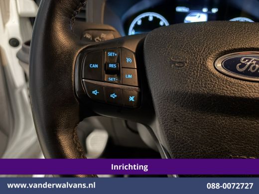 Ford Transit Custom 2.0 TDCI 130pk L2H1 inrichting Euro6 Airco | Camera | LED | 2800kg Trekhaak | Omvormer | Apple Ca... ActivLease financial lease