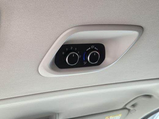 Ford Transit Custom 320 2.0 TDCI 170PK Dubbele cabine Automaat | Adapt. Cruise | Leer|  Trekhaak | Xenon | Camera | S... ActivLease financial lease