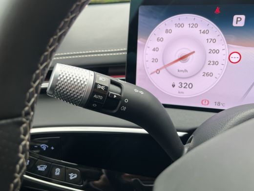 Genesis GV70 Performance Dual Motor Premium 84 kWh 490pk | Bestuurdersstoel met geheugen | 360 graden Camera |... ActivLease financial lease