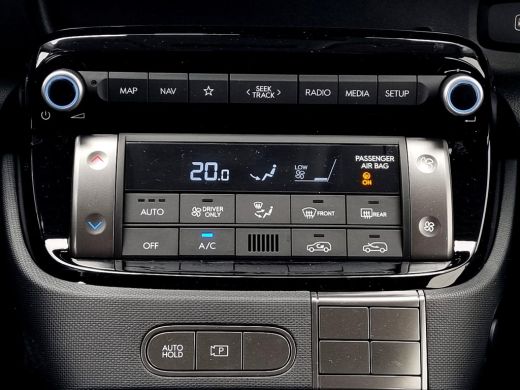 Hyundai Inster E-Motion 49 kWh / Navigatie / Airco / Cruise control Adaptief / Apple Carplay/Android Auto / ActivLease financial lease