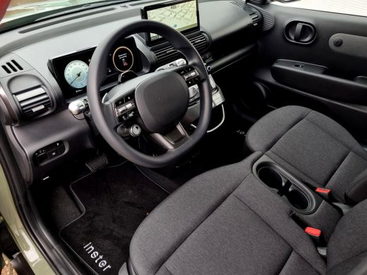 Hyundai Inster E-Motion 49 kWh / Navigatie / Airco / Cruise control Adaptief / Apple Carplay/Android Auto / ActivLease financial lease