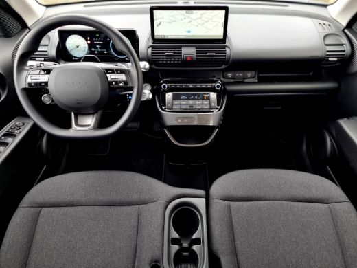Hyundai Inster E-Motion 49 kWh / Navigatie / Airco / Cruise control Adaptief / Apple Carplay/Android Auto / ActivLease financial lease