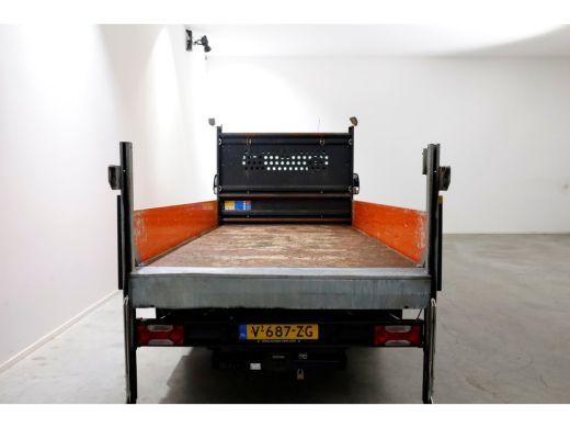 Iveco Daily 35C14 136pk E6 Open Laadbak met laadklep en trekhaak 3500kg 04-2019 ActivLease financial lease