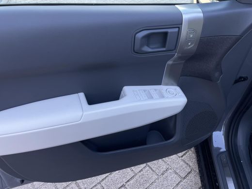 Kia EV3 GT-Line Business Edition 81.4 kWh | Stoel stuur verwarming | 19* GT Velgen | Sfeerverlichting | ActivLease financial lease
