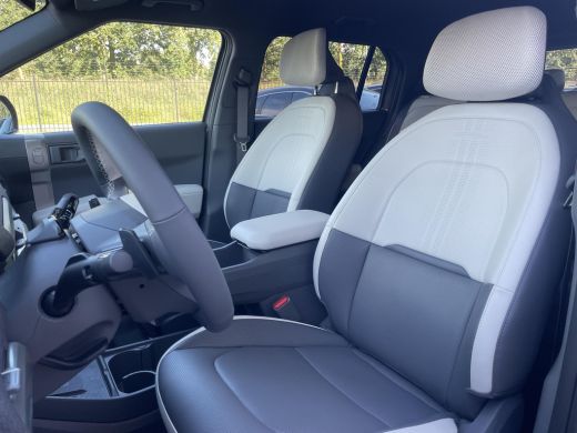 Kia EV3 GT-Line Business Edition 81.4 kWh | Stoel stuur verwarming | 19* GT Velgen | Sfeerverlichting | ActivLease financial lease
