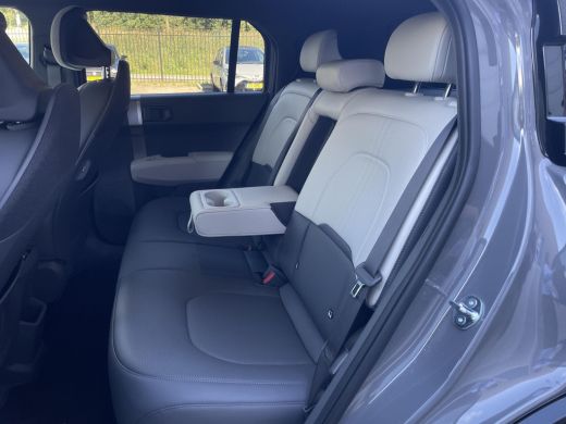 Kia EV3 GT-Line Business Edition 81.4 kWh | Stoel stuur verwarming | 19* GT Velgen | Sfeerverlichting | ActivLease financial lease