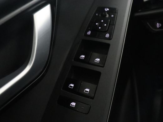 Kia Niro 1.6 GDi Hybrid ExecutiveLine | Trekhaak | Camera | LED | Apple Carplay | ActivLease financial lease