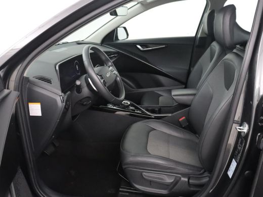 Kia Niro 1.6 GDi Hybrid ExecutiveLine | Trekhaak | Camera | LED | Apple Carplay | ActivLease financial lease