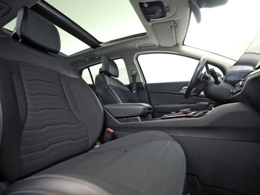 Kia Sportage 1.6 T-GDi Hybrid DynamicPlusLine Automaat (PANORAMADAK, STOEL/STUURVERWARMING, APPLE CARPLAY, GRO... ActivLease financial lease