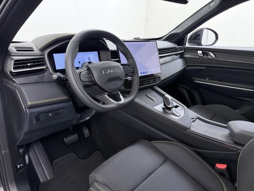 Lynk & Co 01 1.5 Core VAN: &euro; 36.900- VOOR: &euro; 33.330,- UW HERFSTVOORDEEL: &euro; 3.570,-  | NIEUW MODEL! | FABRIEKSG... ActivLease financial lease