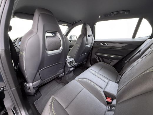 Lynk & Co 01 1.5 Core VAN: &euro; 36.900- VOOR: &euro; 33.330,- UW HERFSTVOORDEEL: &euro; 3.570,-  | NIEUW MODEL! | FABRIEKSG... ActivLease financial lease