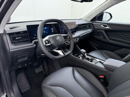 MG HS 1.5 Luxury VAN: &euro; 39.900- VOOR: &euro; 33.330,- UW HERFSTVOORDEEL: &euro; 6.470| ,-PLUG-IN HYBRIDE | 272 PK... ActivLease financial lease