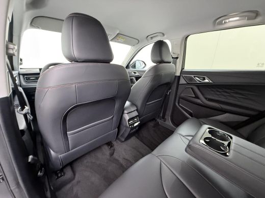 MG HS 1.5 Luxury VAN: &euro; 39.900- VOOR: &euro; 33.330,- UW HERFSTVOORDEEL: &euro; 6.470| ,-PLUG-IN HYBRIDE | 272 PK... ActivLease financial lease