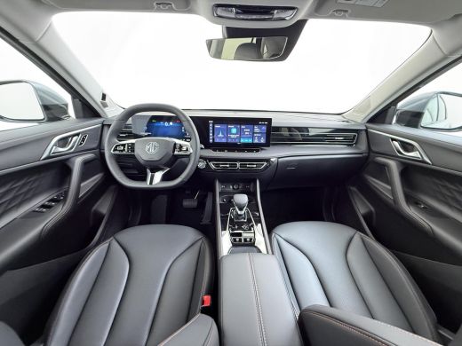 MG HS 1.5 Luxury VAN: &euro; 39.900- VOOR: &euro; 33.330,- UW HERFSTVOORDEEL: &euro; 6.470| PLUG-IN HYBRIDE | 272 PK |... ActivLease financial lease