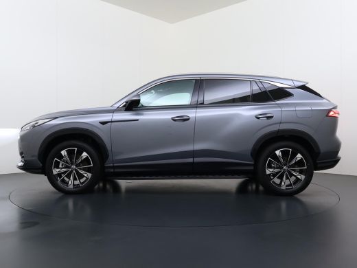 MG HS 1.5 Luxury VAN: &euro; 39.900- VOOR: &euro; 33.330,- UW HERFSTVOORDEEL: &euro; 6.470| PLUG-IN HYBRIDE | 272 PK |... ActivLease financial lease