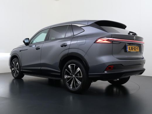 MG HS 1.5 Luxury VAN: &euro; 39.900- VOOR: &euro; 33.330,- UW HERFSTVOORDEEL: &euro; 6.470| PLUG-IN HYBRIDE | 272 PK |... ActivLease financial lease