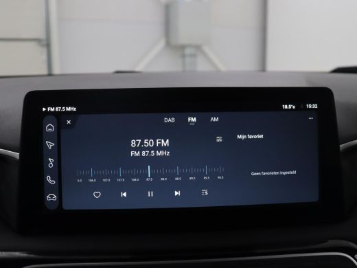 MG MG3 1.5 Hybrid+ Luxury | Automaat | Stoelverwarming | LED | Stuurwielverwarming | Navigatie | 360 Cam... ActivLease financial lease
