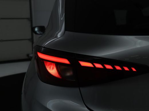 MG MG3 1.5 Hybrid+ Luxury | Automaat | Stoelverwarming | LED | Stuurwielverwarming | Navigatie | 360 Cam... ActivLease financial lease