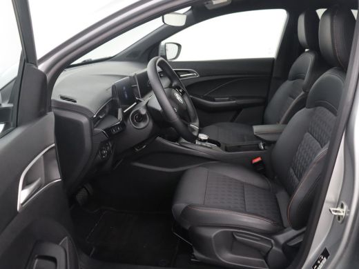 MG MG3 1.5 Hybrid+ Luxury | Automaat | Stoelverwarming | LED | Stuurwielverwarming | Navigatie | 360 Cam... ActivLease financial lease
