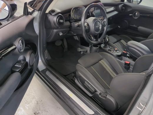 Mini Electric Basic 33 kWh NL AUTO | NAVI | LED SPORT STOELEN ActivLease financial lease