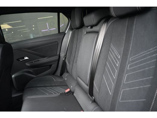 Opel Astra Electric 58 kWh Ultimate Demo-Deal! | Schuif/-Kanteldak | Massagestoelen | Adaptive Cruise | Acht... ActivLease financial lease