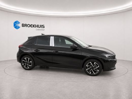 Opel Corsa GS | Dode hoek waarschuwing | LED koplampen met LED dagrijverlichting | Licht -en regensensor ActivLease financial lease