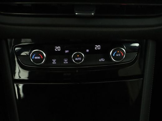 Opel Grandland X | SOH 98,6 | Cruise control | Stuurverwarming | Carplay | Parkassist | LED | Climate control ActivLease financial lease