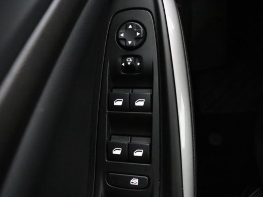 Opel Grandland X | SOH 98,6 | Cruise control | Stuurverwarming | Carplay | Parkassist | LED | Climate control ActivLease financial lease