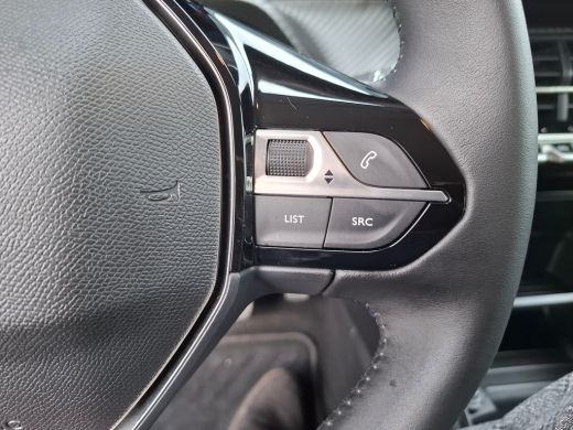 Peugeot 208 ALLURE Hybrid 110 e-DCS6 | 8 JAAR GARANTIE | CAMERA VOOR + ACHTER | NAVI | LED | DRAADLOOS CARPLAY | ActivLease financial lease