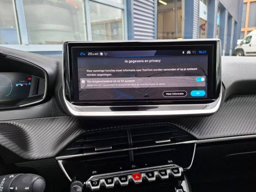 Peugeot 208 ALLURE Hybrid 110 e-DCS6 | 8 JAAR GARANTIE | CAMERA VOOR + ACHTER | NAVI | LED | DRAADLOOS CARPLAY | ActivLease financial lease