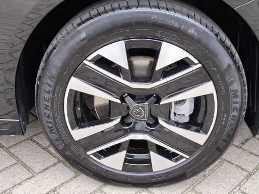 Peugeot 208 ALLURE Hybrid 110 e-DCS6 | 8 JAAR GARANTIE | CAMERA VOOR + ACHTER | NAVI | LED | DRAADLOOS CARPLAY | ActivLease financial lease